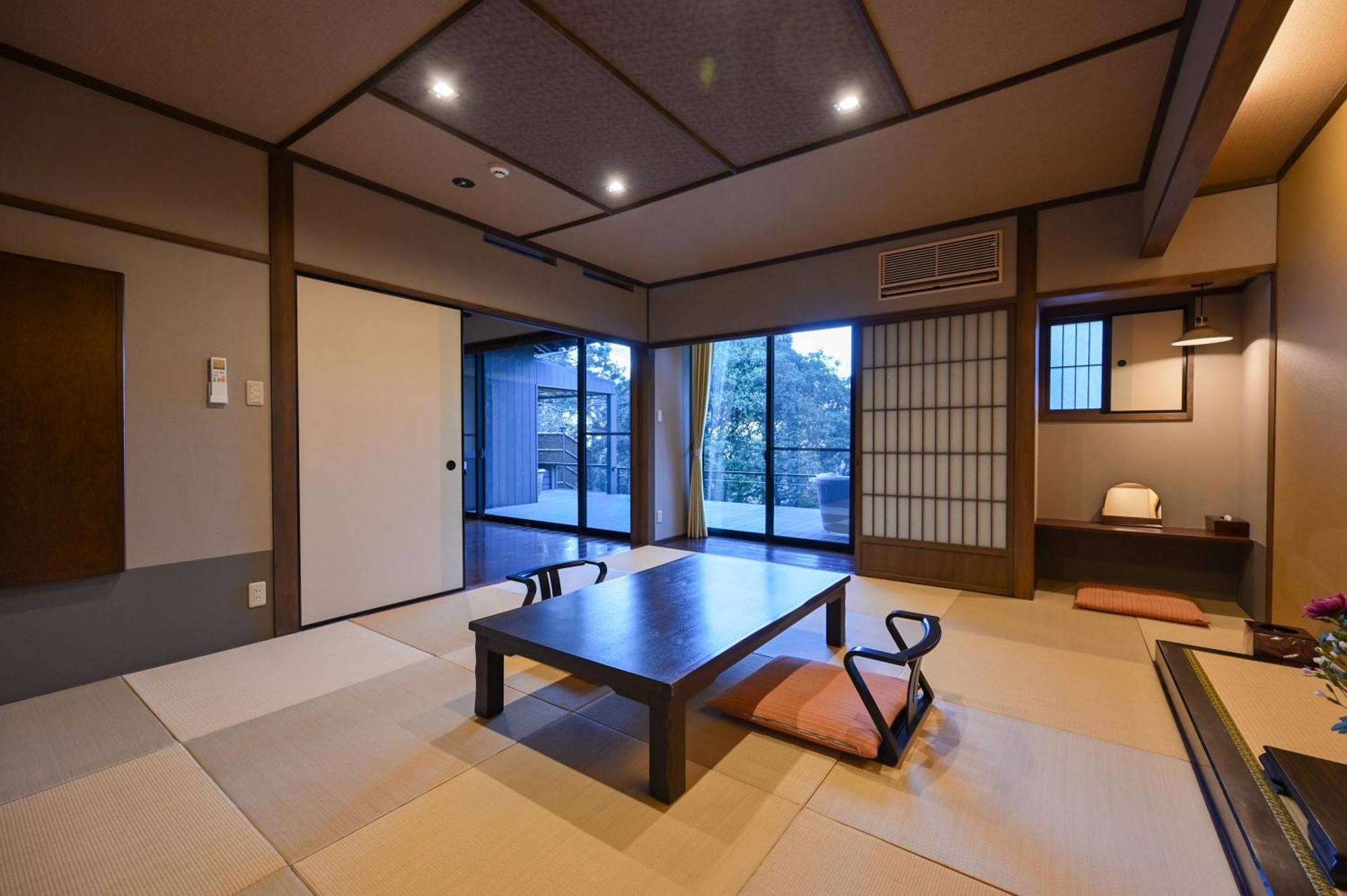 Hotel Kaze No Tani No Iori Gamagori Zimmer foto